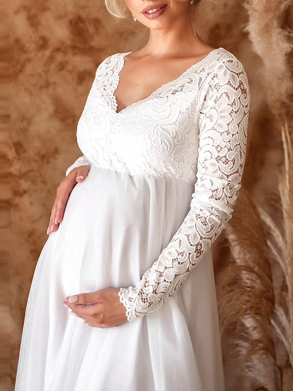 Flowy Lace Long Sleeves Elegant Maternity Photoshoot Maxi Dress